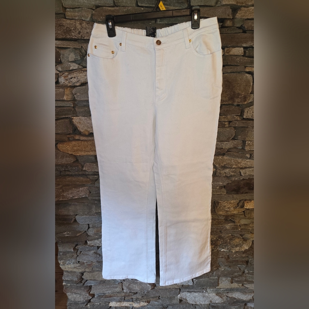 Terry Lewis NWT Classic Luxuries White Women's Straight Leg Jeans 97% Cotton 12